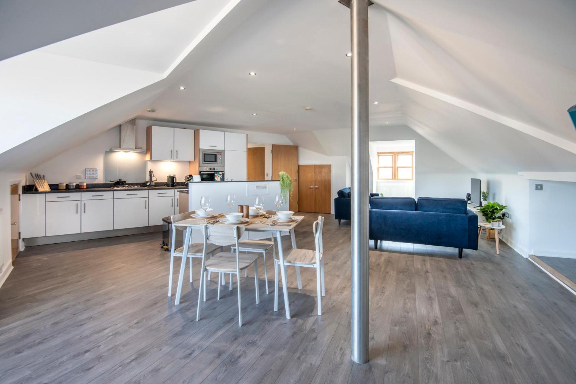 The Loft - Spacious Luxury 2 Bed 2 Bath With Free Secure Parking And Tube Close By London Exterior photo