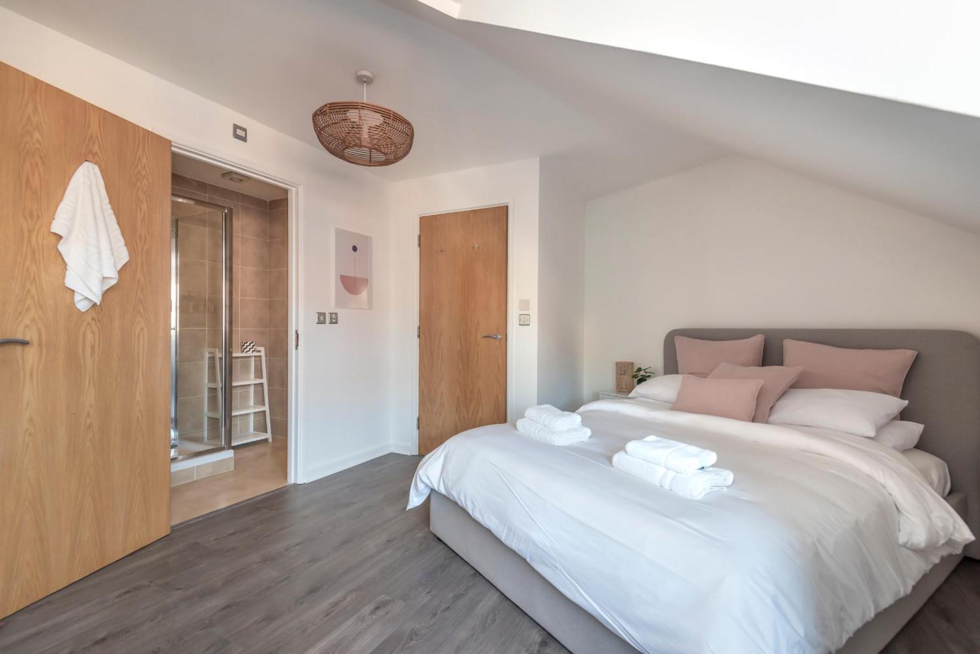 The Loft - Spacious Luxury 2 Bed 2 Bath With Free Secure Parking And Tube Close By London Exterior photo