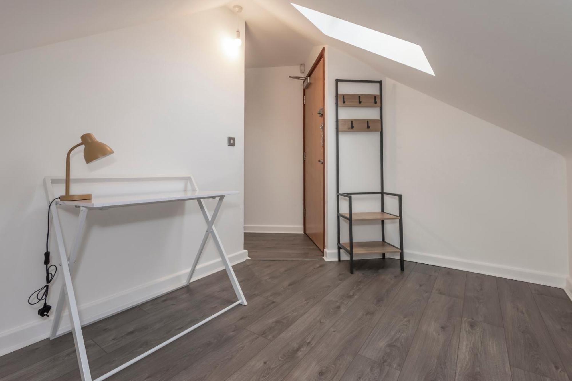 The Loft - Spacious Luxury 2 Bed 2 Bath With Free Secure Parking And Tube Close By London Exterior photo