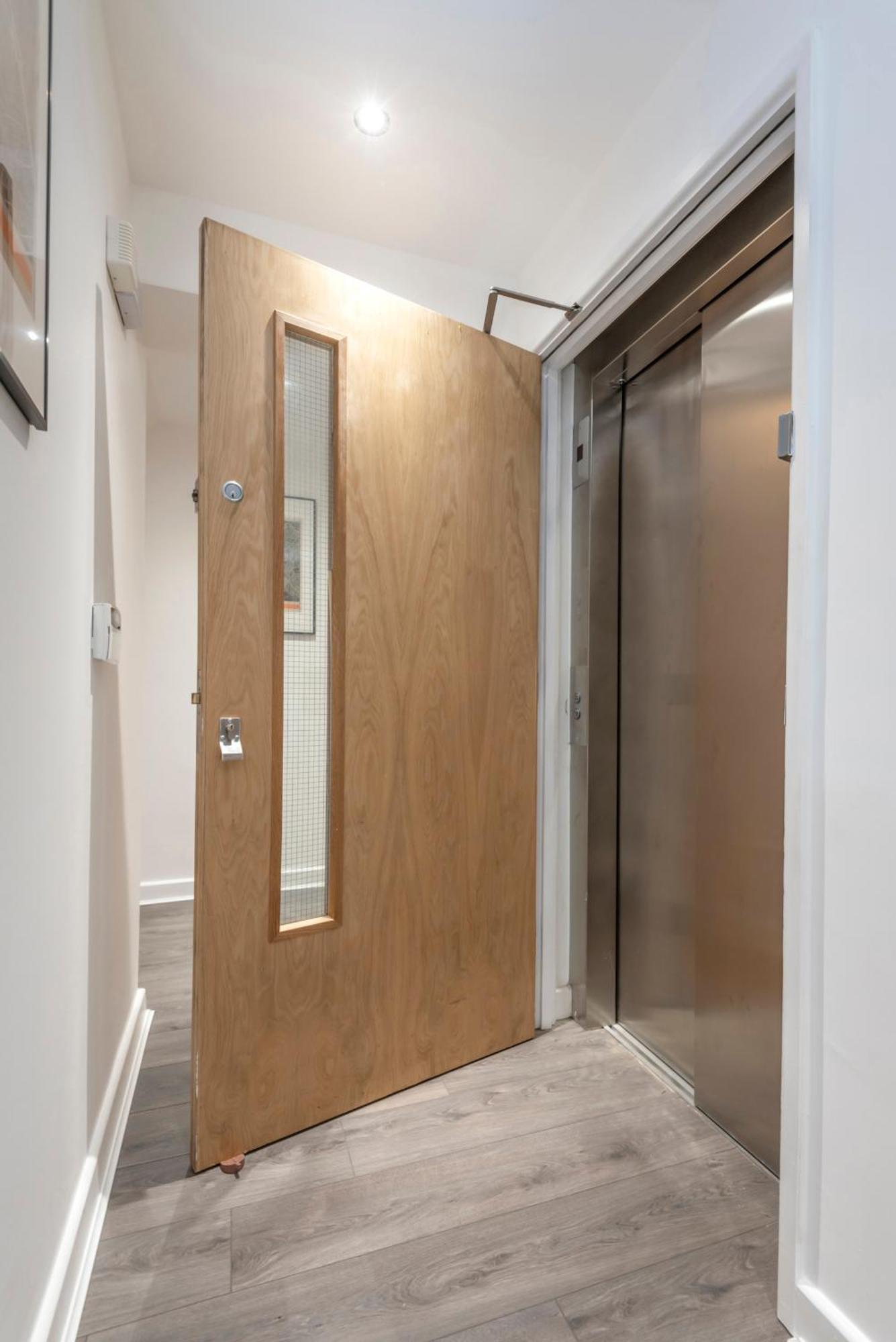 The Loft - Spacious Luxury 2 Bed 2 Bath With Free Secure Parking And Tube Close By London Exterior photo